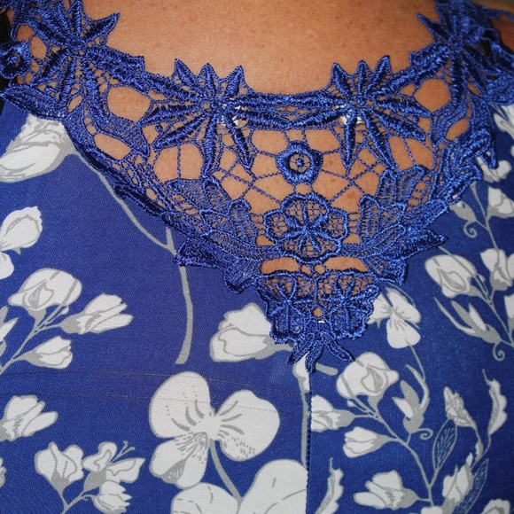 🟡Blue Floral Print Maxi Dress-Plus - Picture 6 of 10